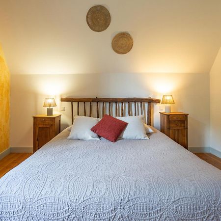 Chambres Et Jardin De Pierres Espédaillac Εξωτερικό φωτογραφία