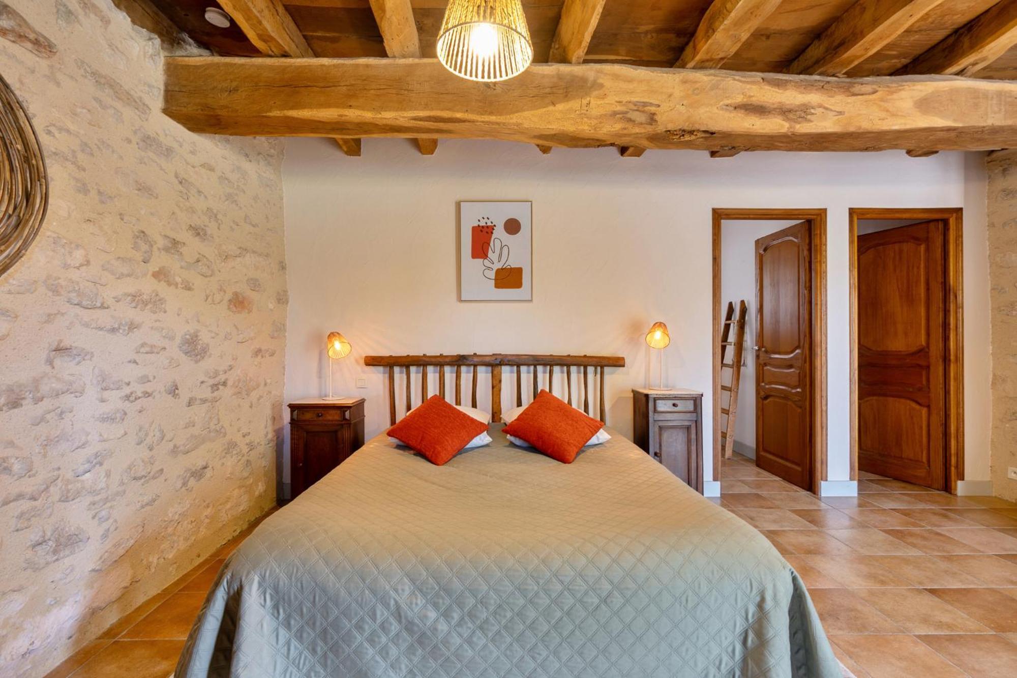 Chambres Et Jardin De Pierres Espédaillac Εξωτερικό φωτογραφία
