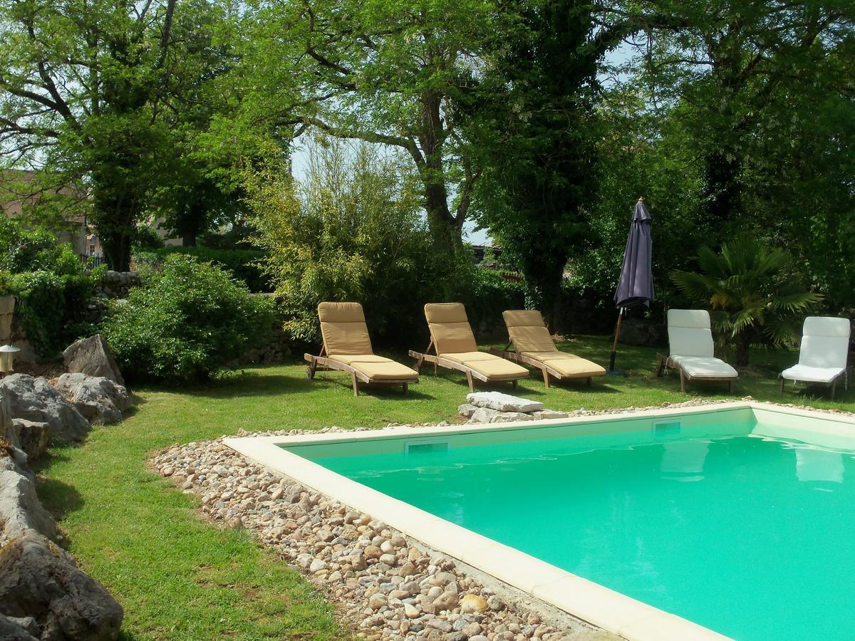 Chambres Et Jardin De Pierres Espédaillac Εξωτερικό φωτογραφία