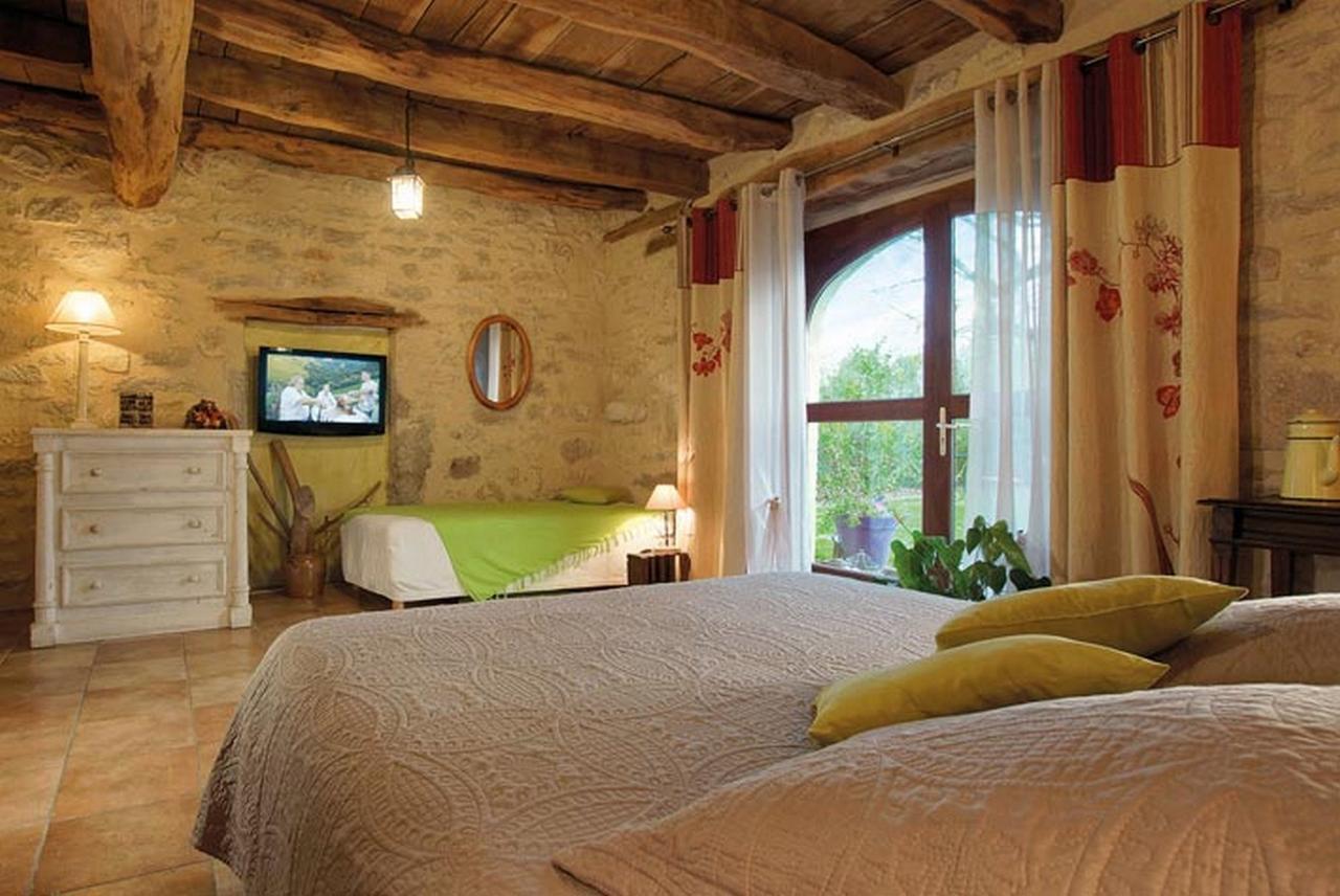 Chambres Et Jardin De Pierres Espédaillac Εξωτερικό φωτογραφία