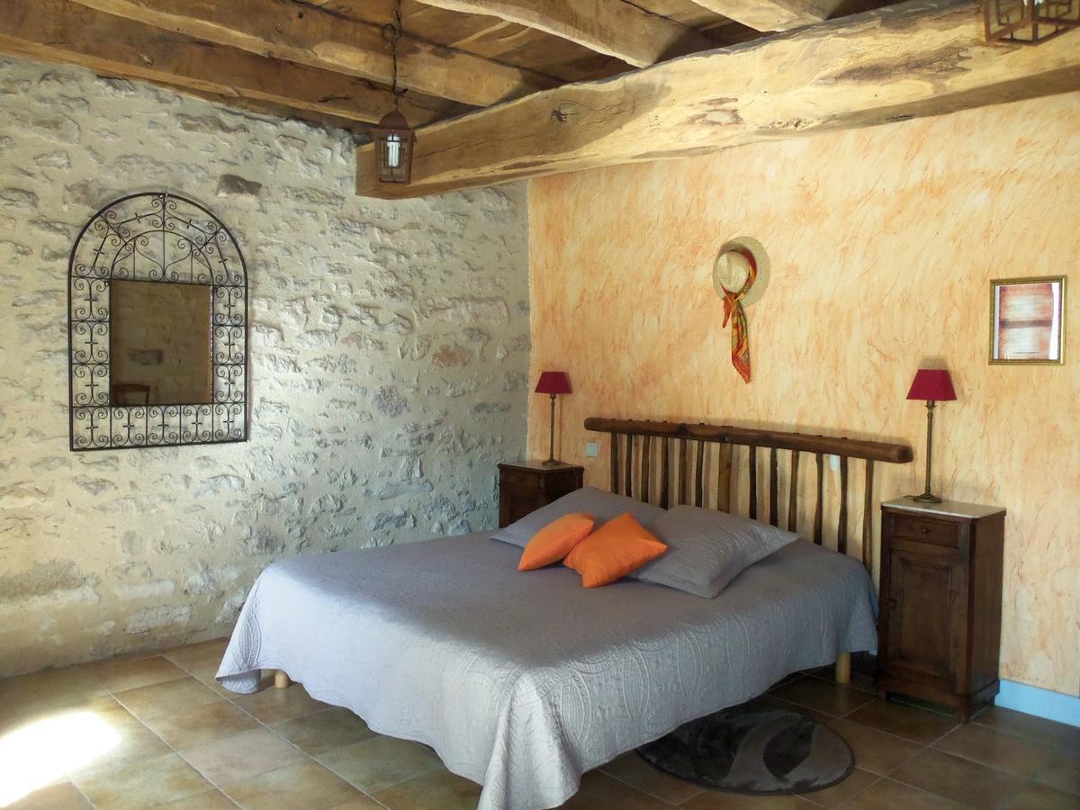 Chambres Et Jardin De Pierres Espédaillac Εξωτερικό φωτογραφία