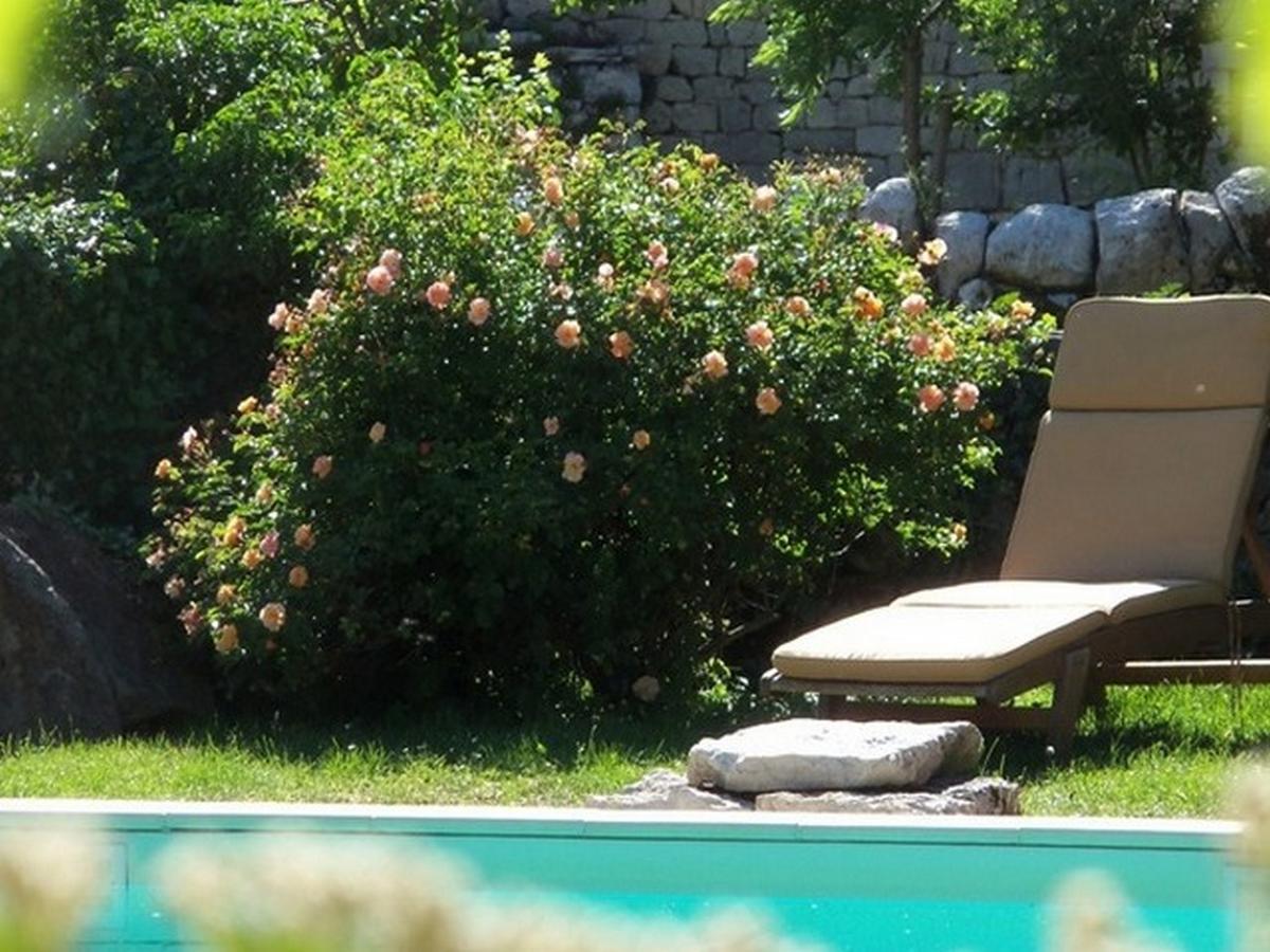 Chambres Et Jardin De Pierres Espédaillac Εξωτερικό φωτογραφία