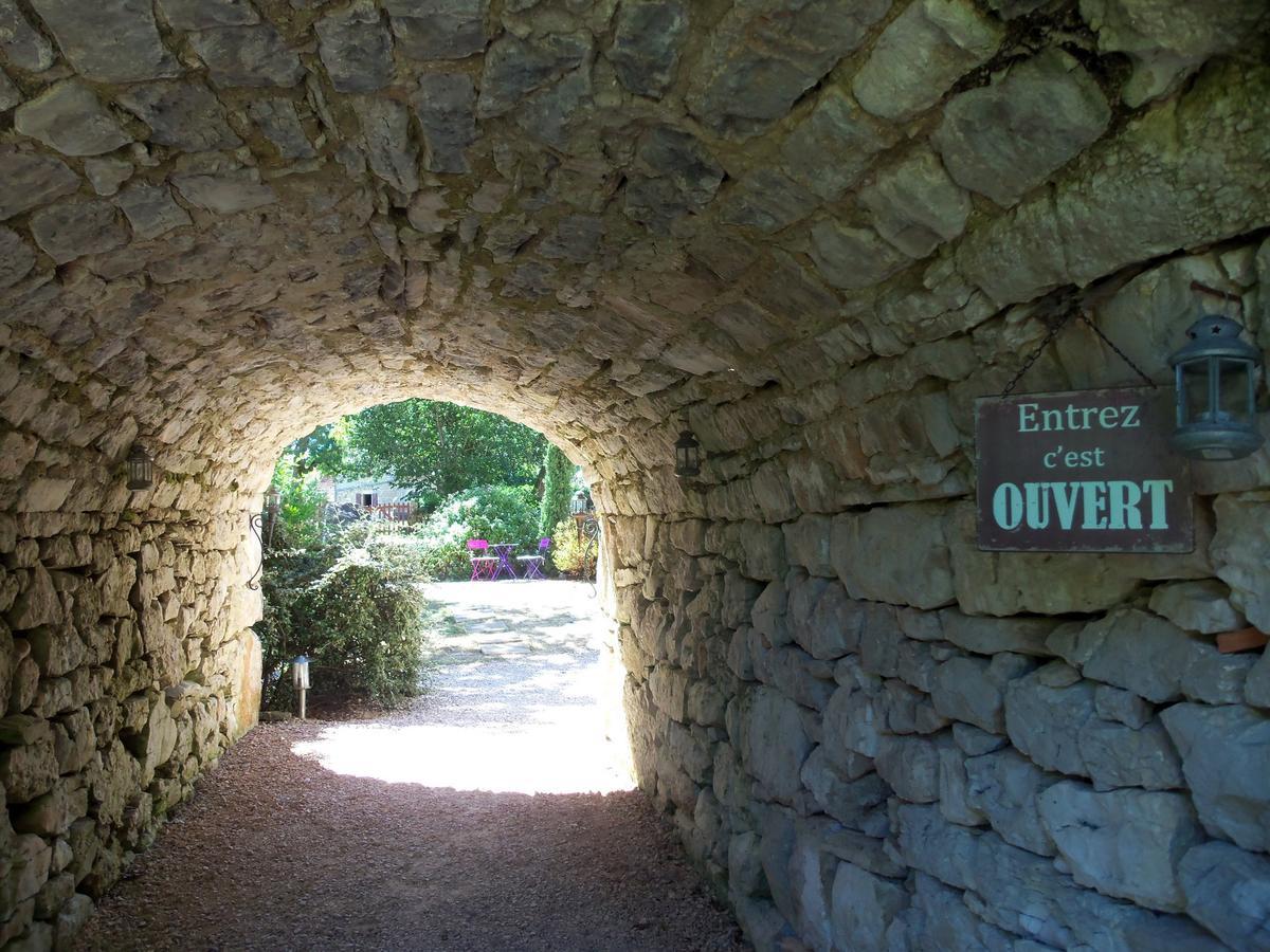 Chambres Et Jardin De Pierres Espédaillac Εξωτερικό φωτογραφία